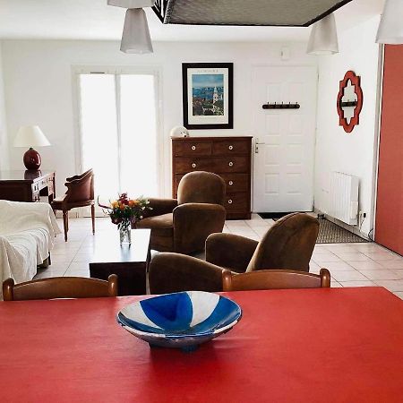 Maison Chaleureuse 2 Chambres Puilboreau Ngoại thất bức ảnh